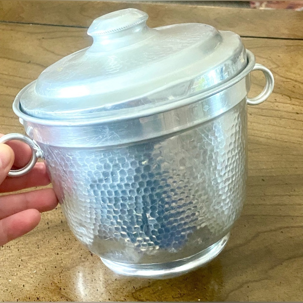 Silver Hammered Ice Bucket with Lid. Vintage. Made in Italy. Aluminum
